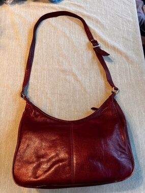 Epitome Burgundy Genuine Leather Shoulder/Hobo Bag